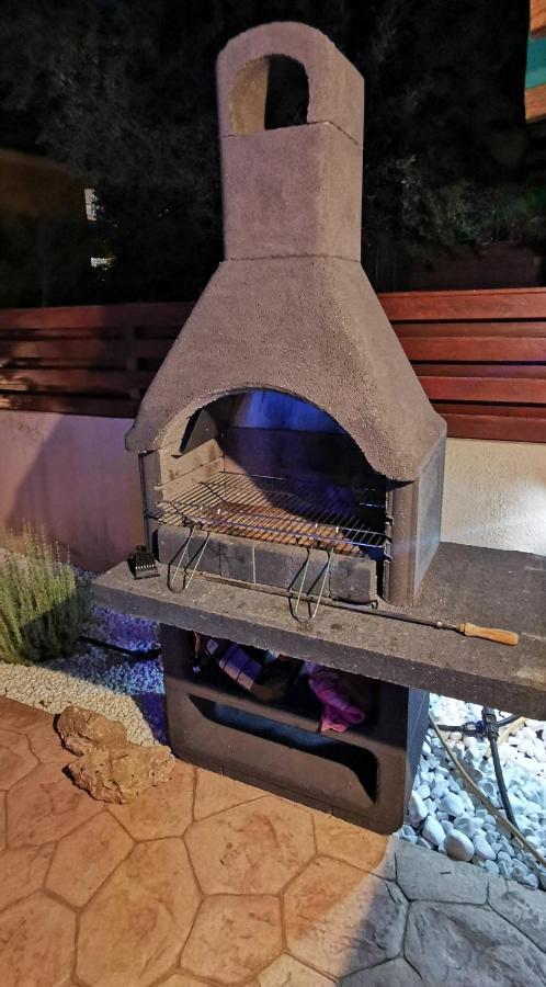 Great Villa Maria パラリムニ エクステリア 写真